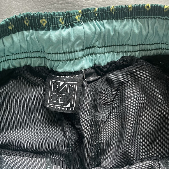 Pangea X Funboy | Medium Swim Trunks | Eclectic | Geometric Animal Print | Lined - Picture 7 of 10